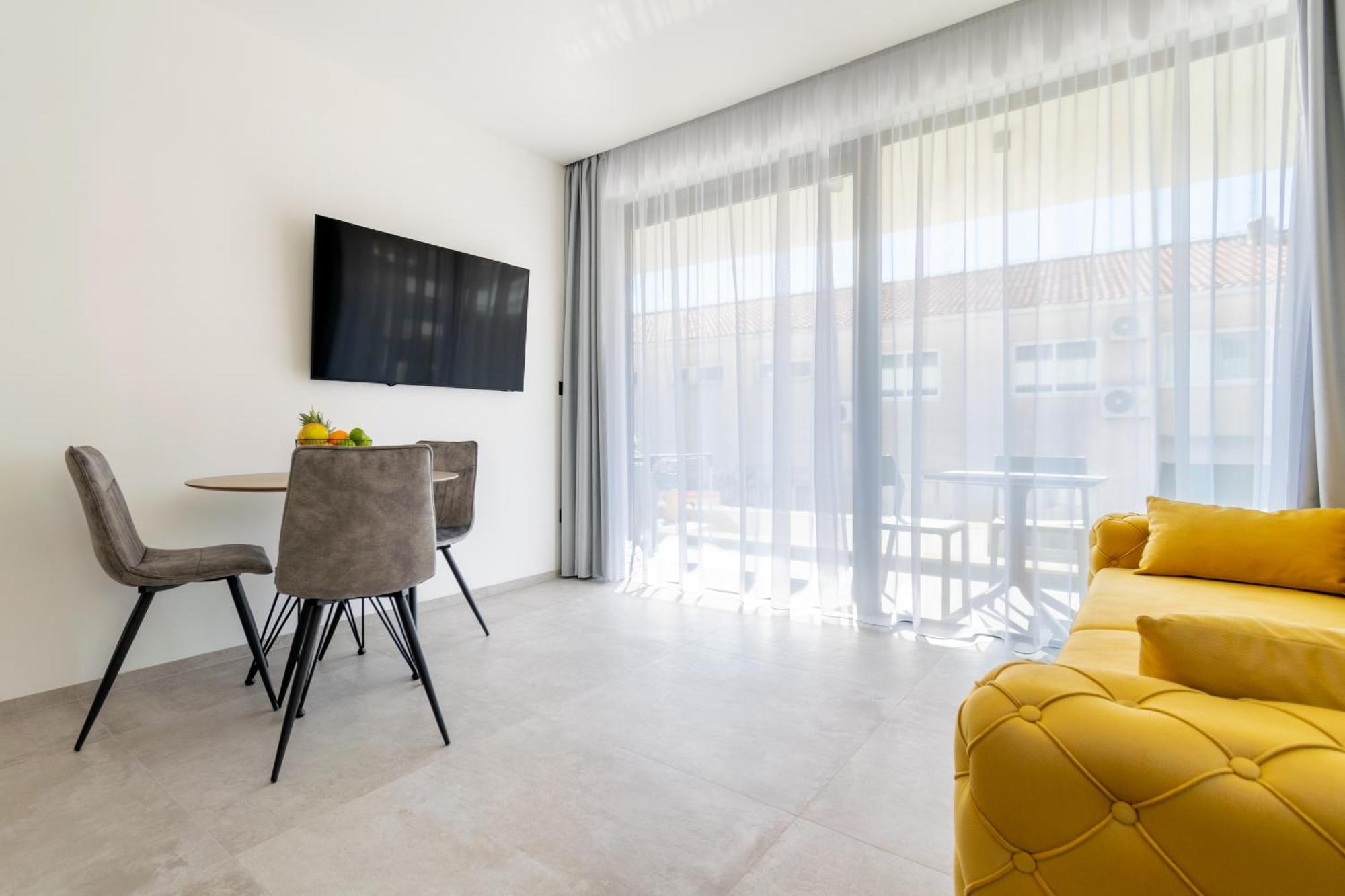 Apartmani Pino 1 Baška Voda Extérieur photo
