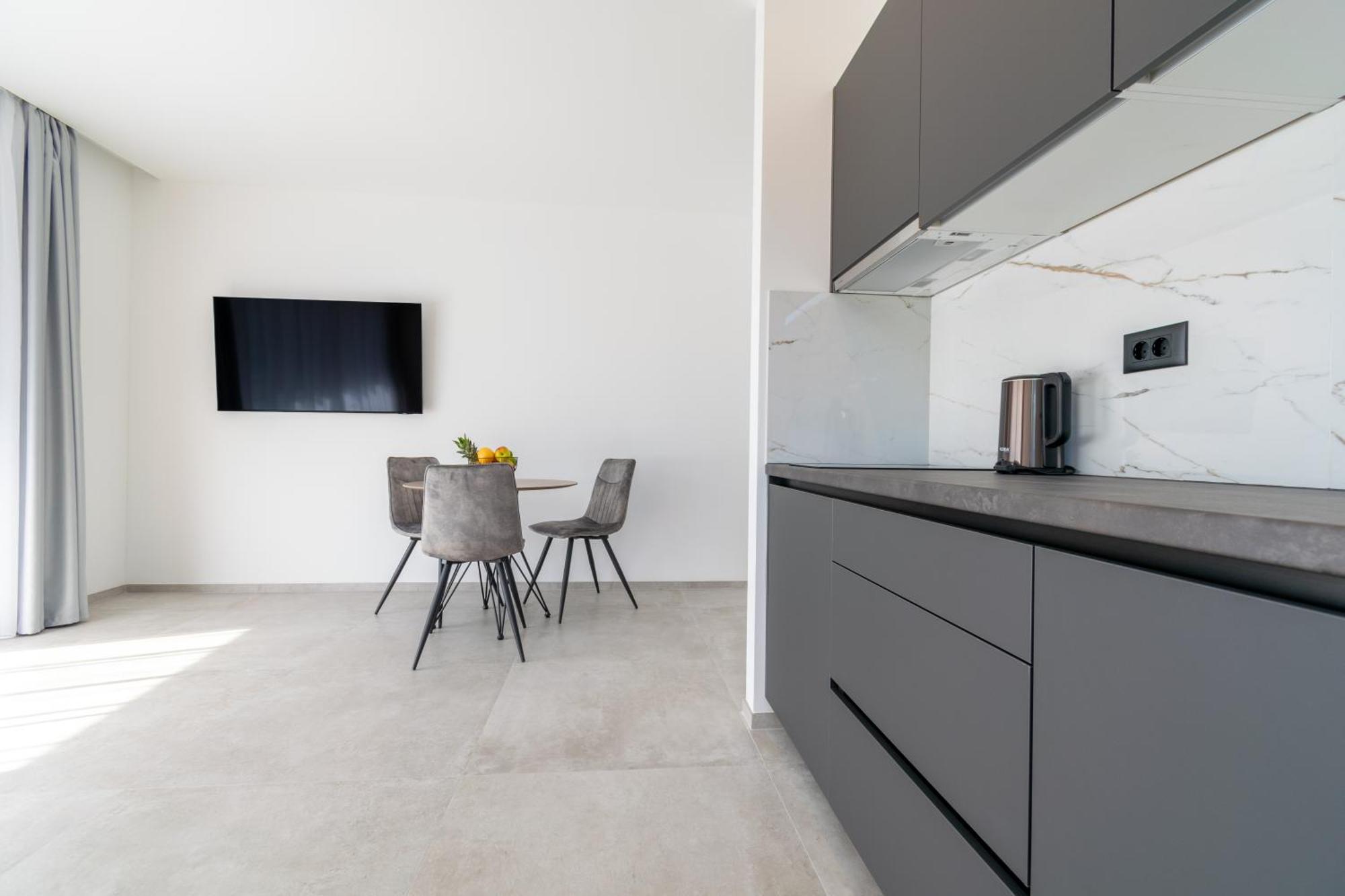 Apartmani Pino 1 Baška Voda Extérieur photo